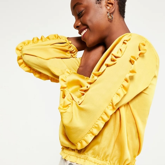 Ann Taylor Tops - ⭐HP⭐ANN TAYLOR